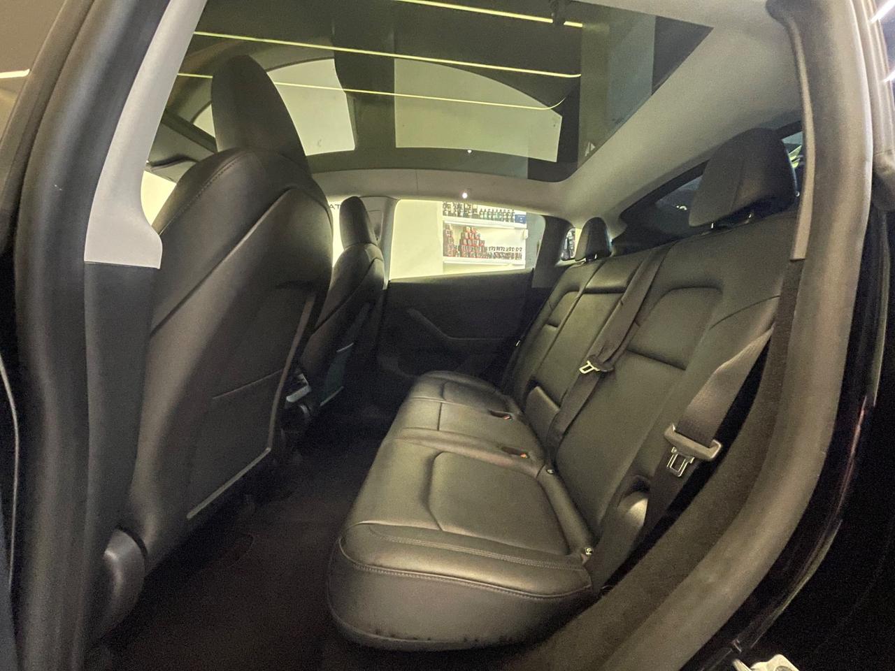 Tesla Model Y AWD Performance