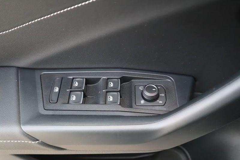 Volkswagen T-Roc 1.5 TSI ACT Goal ACC PDC LED CAR PLAY