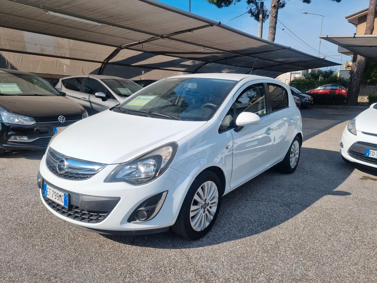 Opel Corsa 1.2 85CV 5 porte GPL-TECH Edition