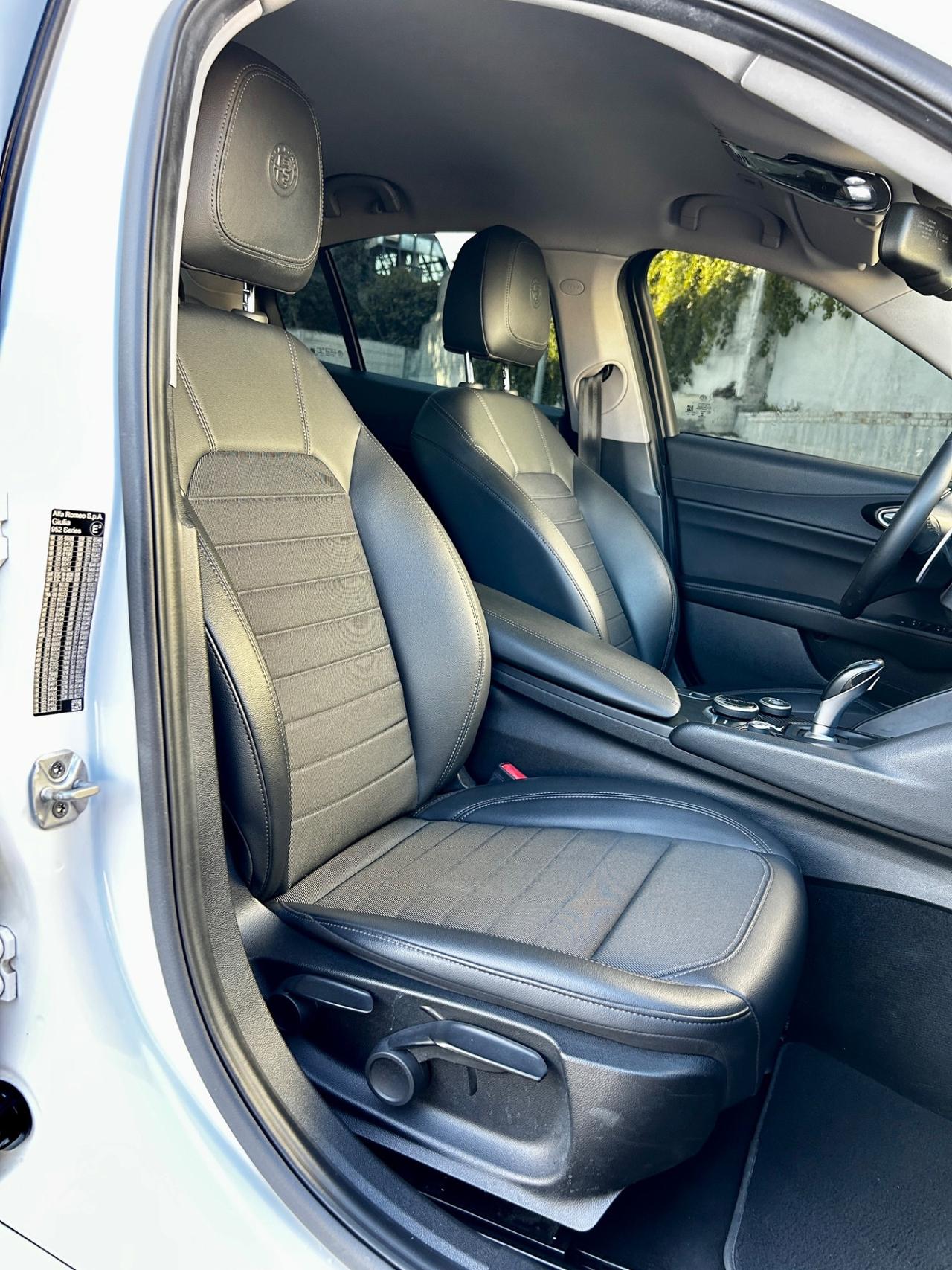 Alfa Romeo Giulia 2.2 Turbodiesel 180 CV veloce q2 TOP