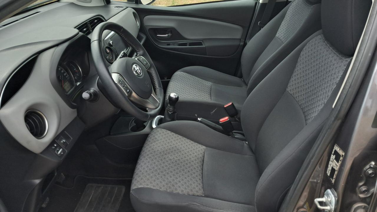 Toyota Yaris 1.0 5 porte Active