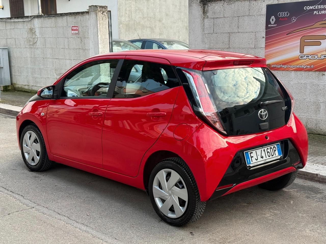 Toyota Aygo 1.0 VVT-i 69CV 5P CAMERA LED - 2017