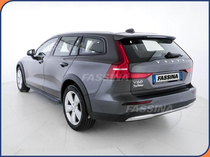 Volvo V60 Cross Country B4 (d) AWD automatico Core