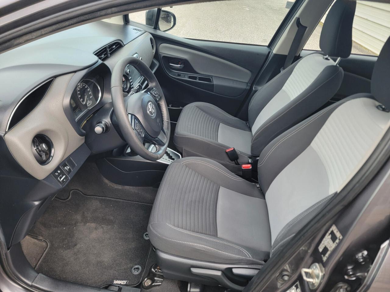 Toyota Yaris 1.5 Hybrid Active SOLO 47 MILA KM !