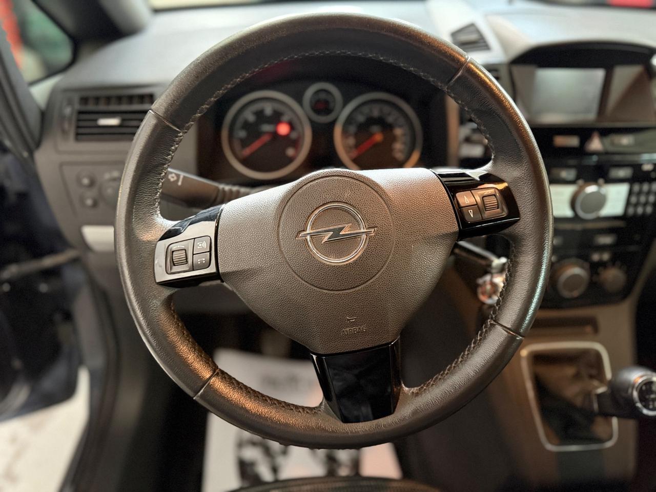 Opel Zafira 1.9 16V CDTI 150CV Cosmo 7 POSTI