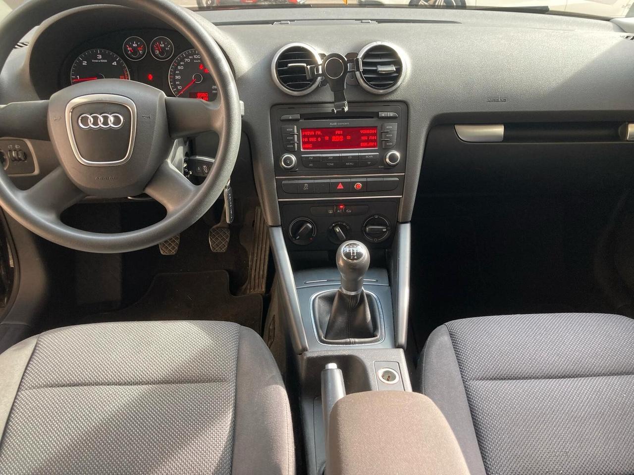Audi A3 1.6 TDI - IDEALE X NEOPATENTATI - 2011
