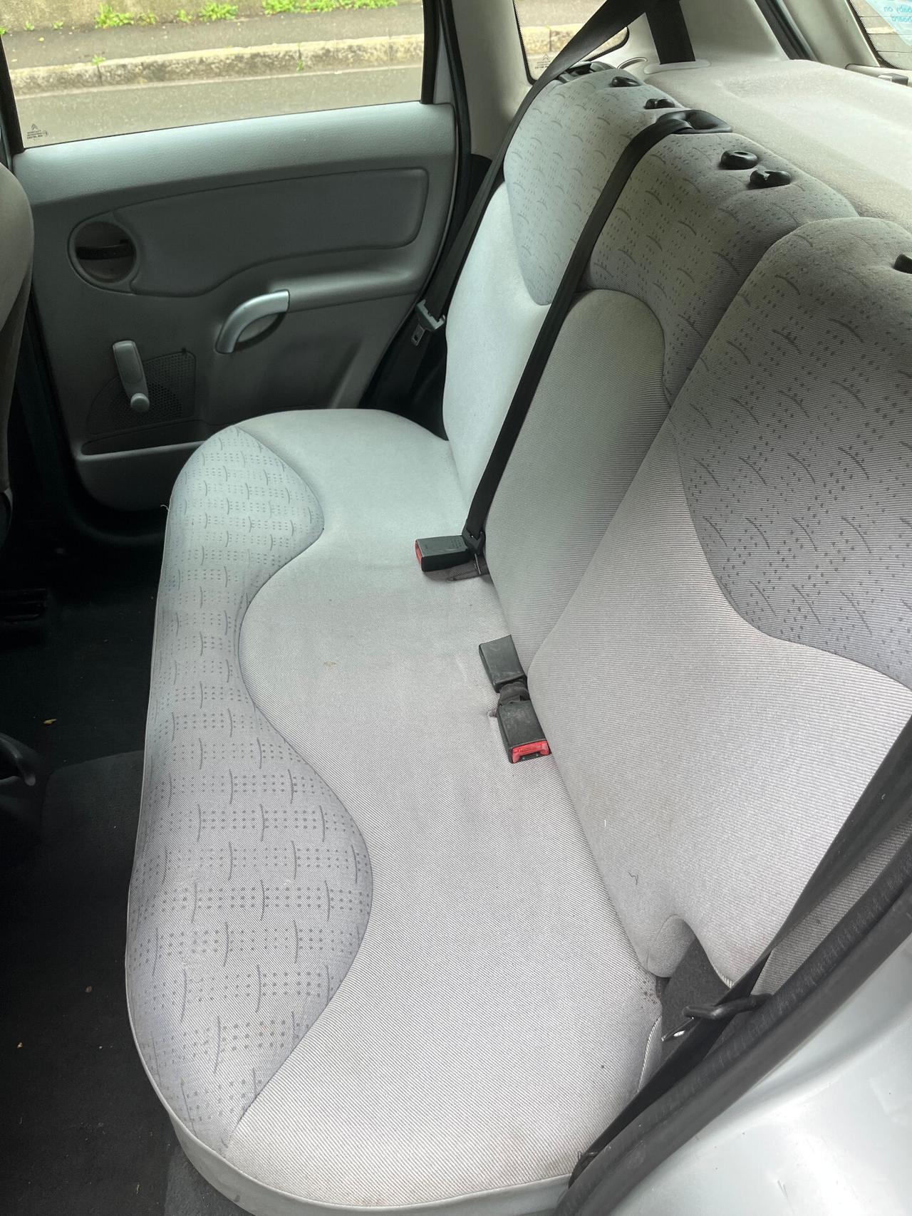 CITROEN C3 1.1 BENZINA 5 PORTE ANCHE PER NEOPATENTATI