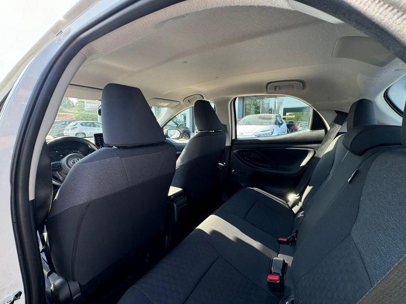 Toyota Yaris Hybrid Active MY22