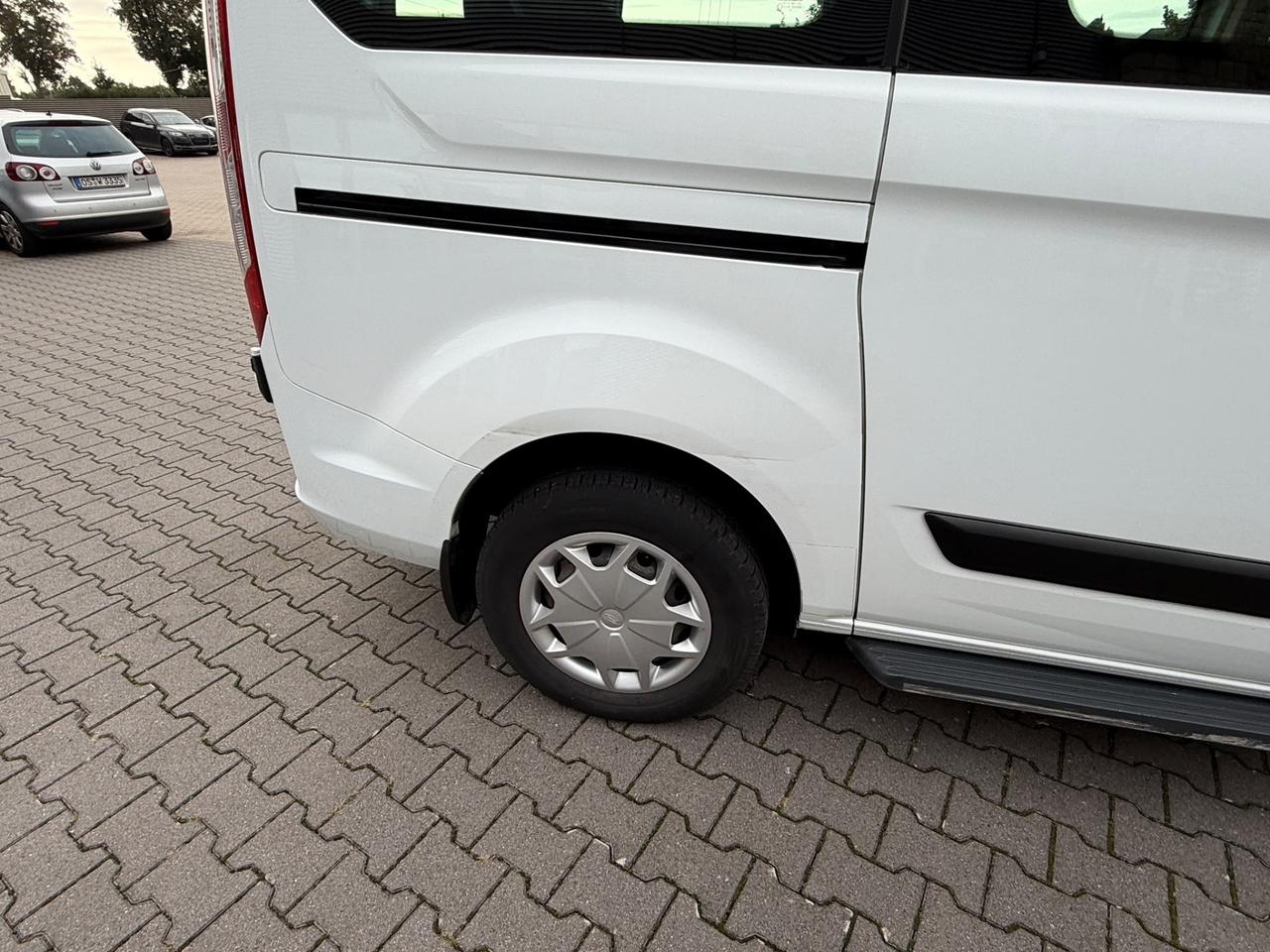 Ford Transit Custom 9 posti doppio clima