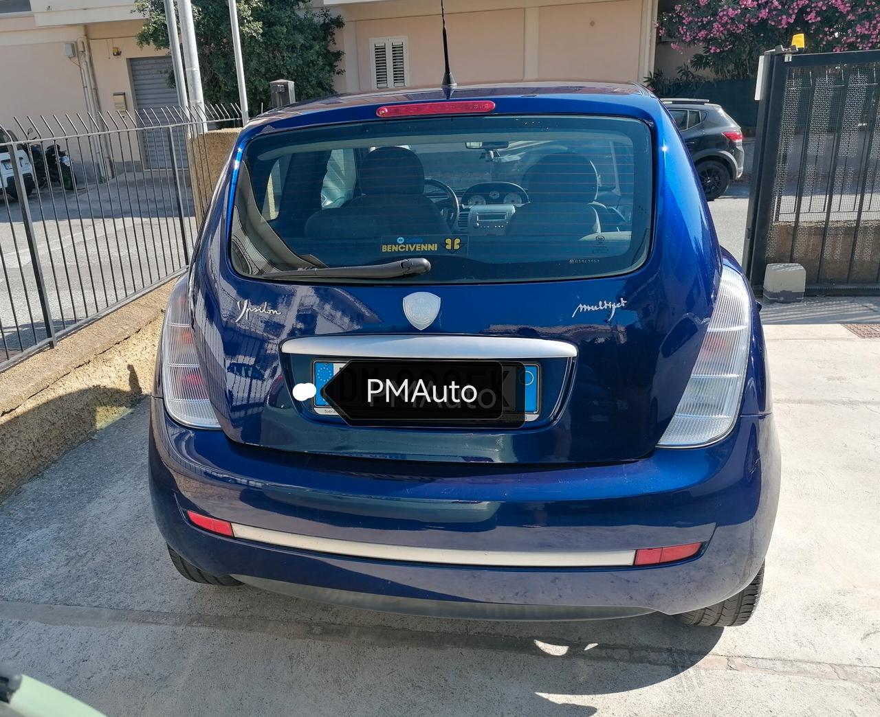 Lancia Ypsilon 1.3 MJT 90 CV Blue&Me