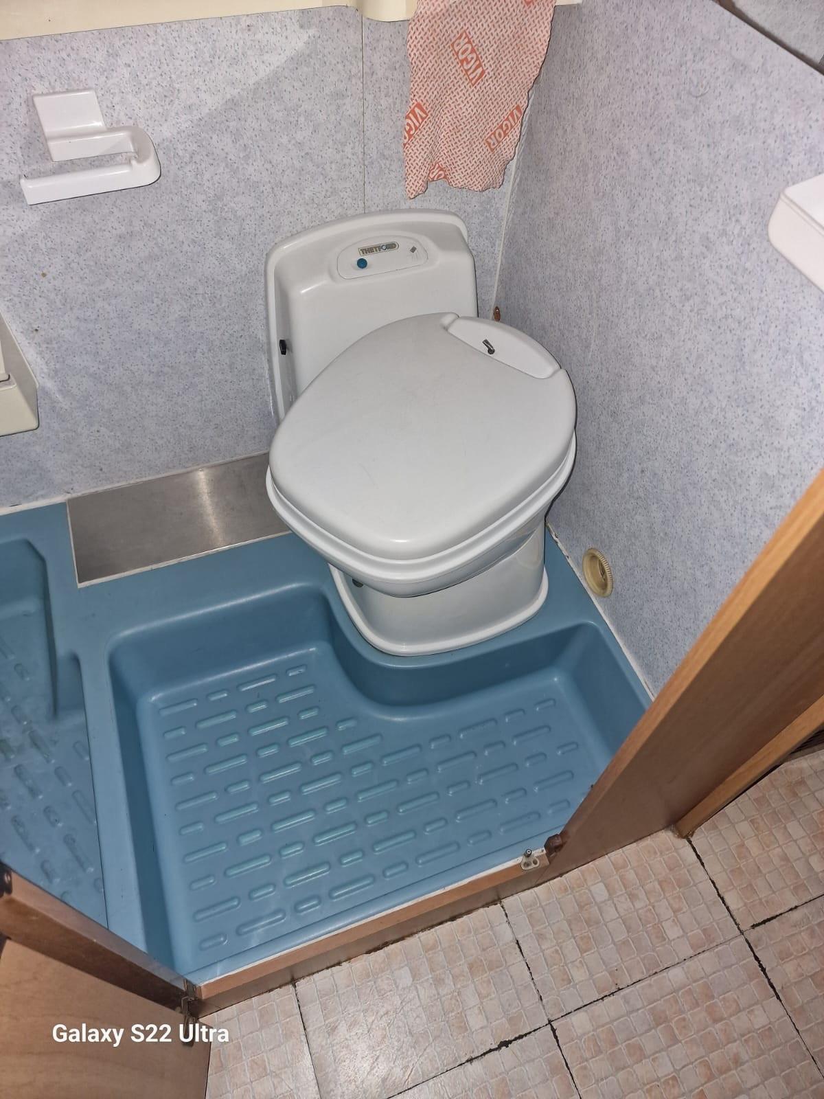 182 MANSARDATO RIMOR Shuttle del 1998 in saldo