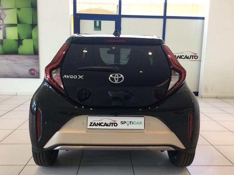 Toyota Aygo X 1.0B (72 CV) Lounge Air