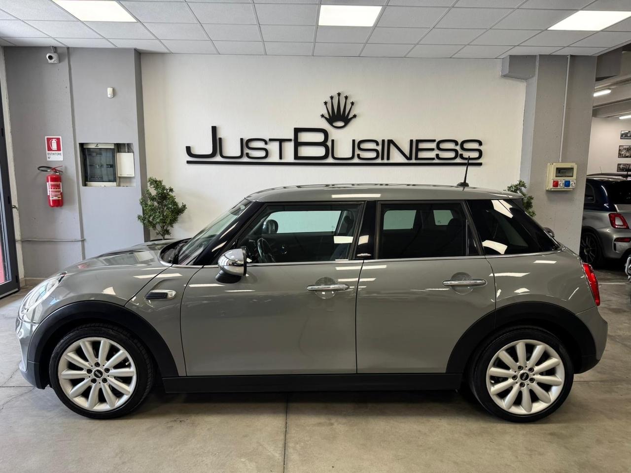 Mini 1.5 Cooper D 5 porte