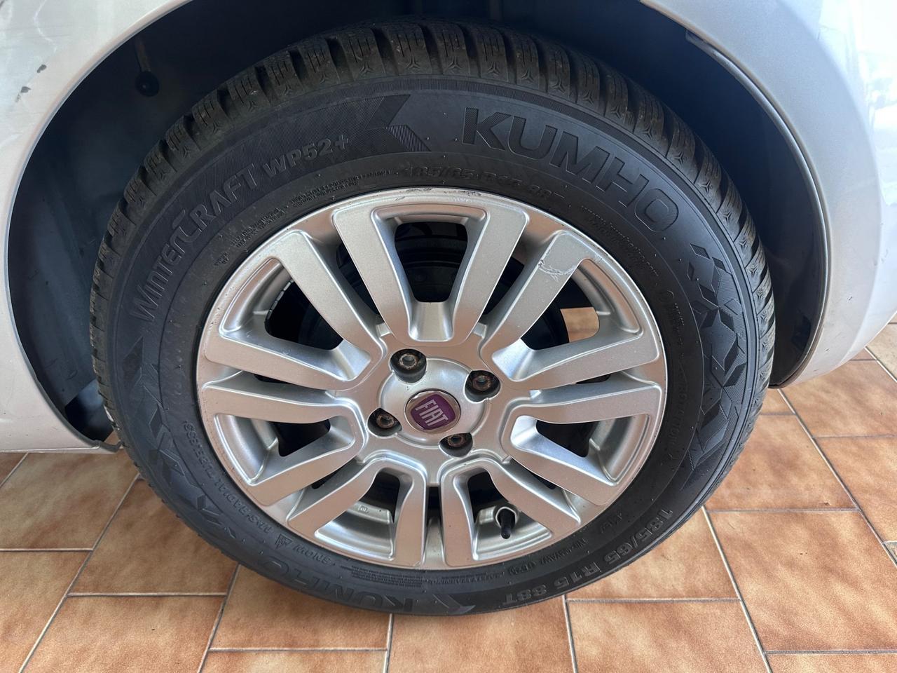 Fiat Punto 1.3diesel 75CV 5 porte Lounge + carrello appendice