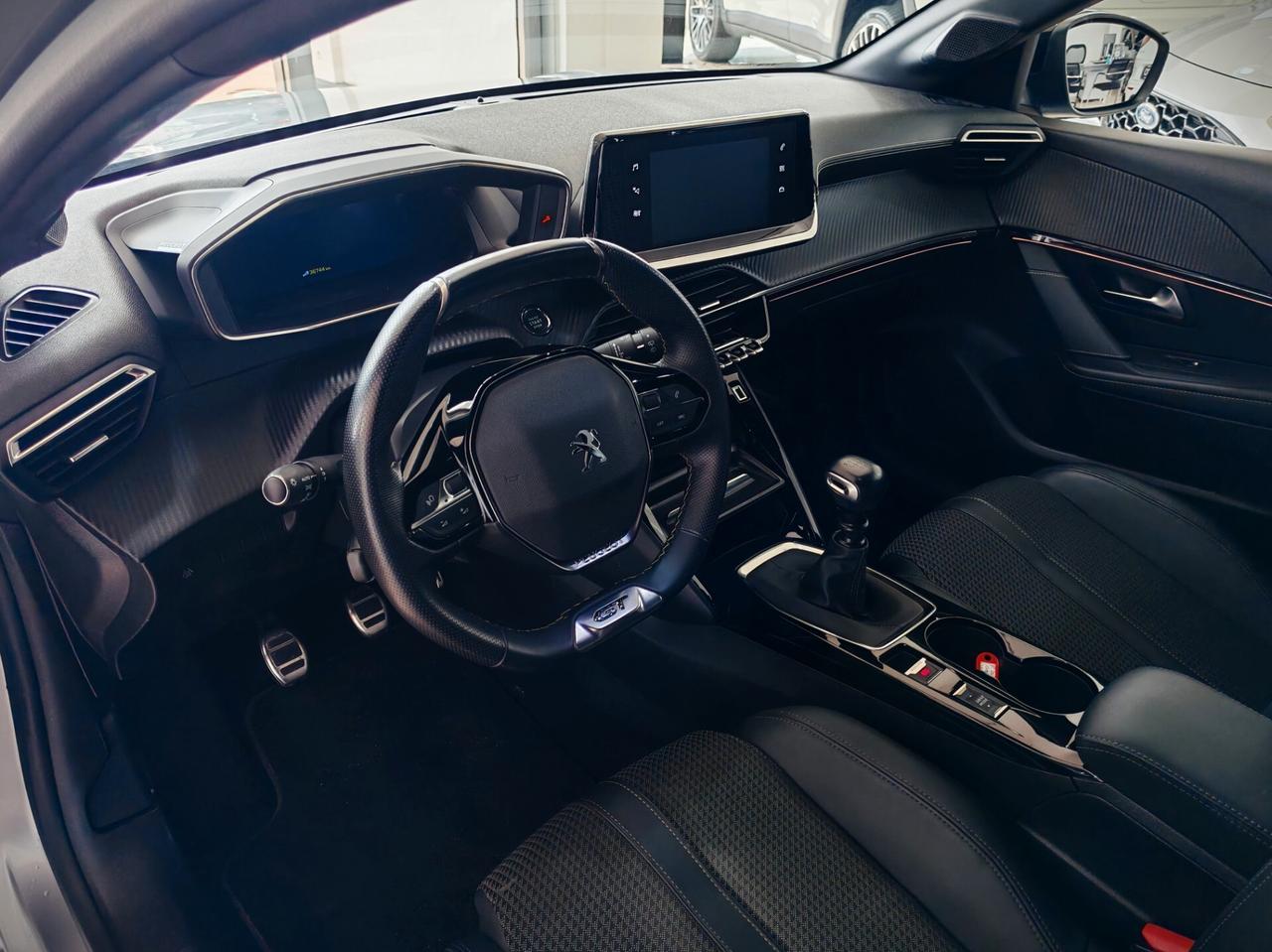 Peugeot 208 1.2 100cv GT 2023