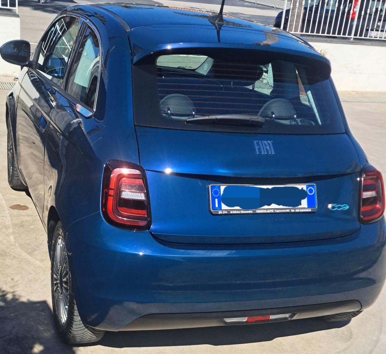 Fiat 500 500e Berlina 42 kWh