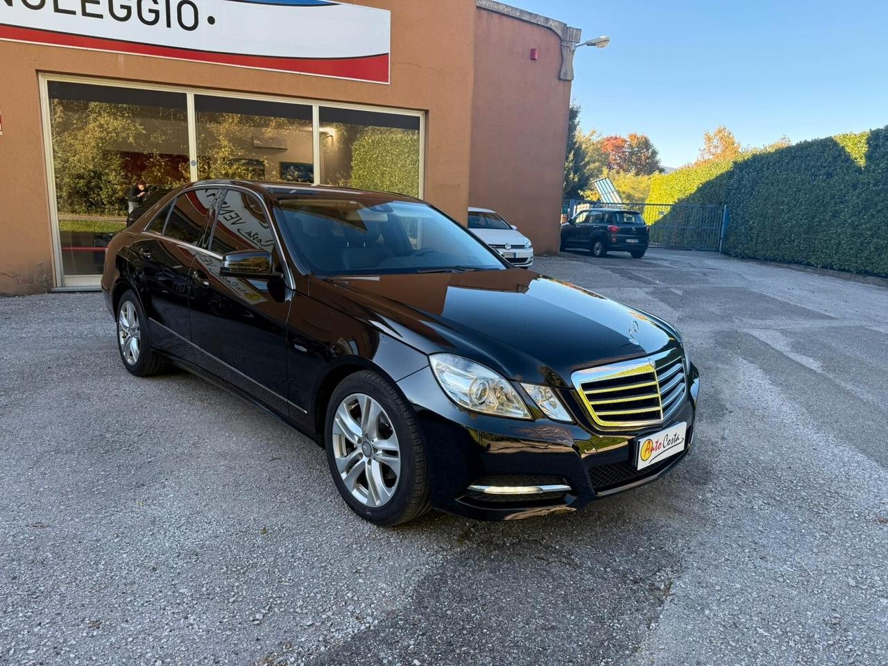 Mercedes-benz E 220 CDI BlueEFFICIENCY Avantgarde