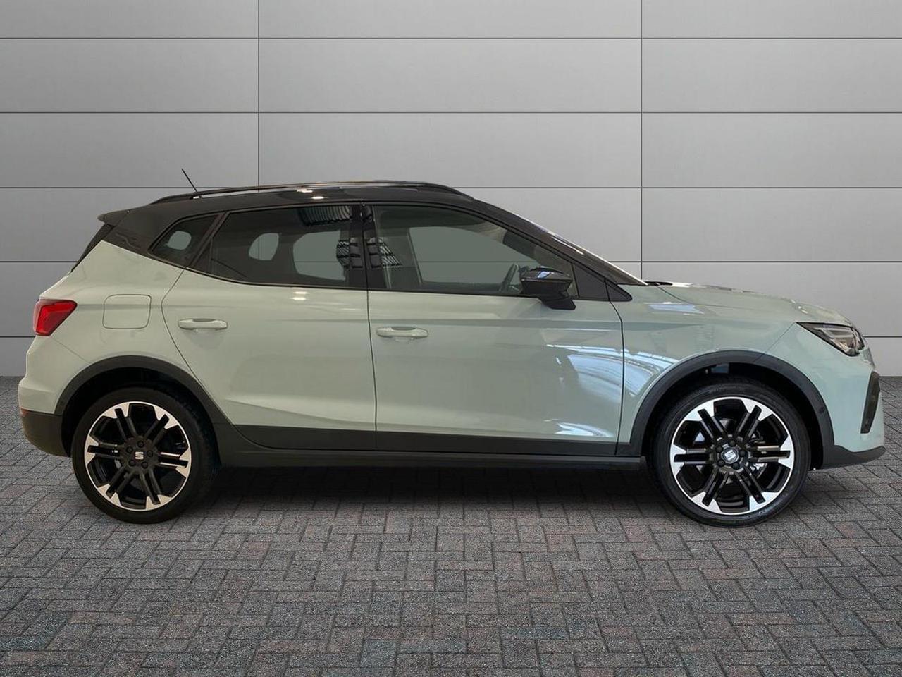 Seat Arona 1.0 ecotsi 95cv black edition