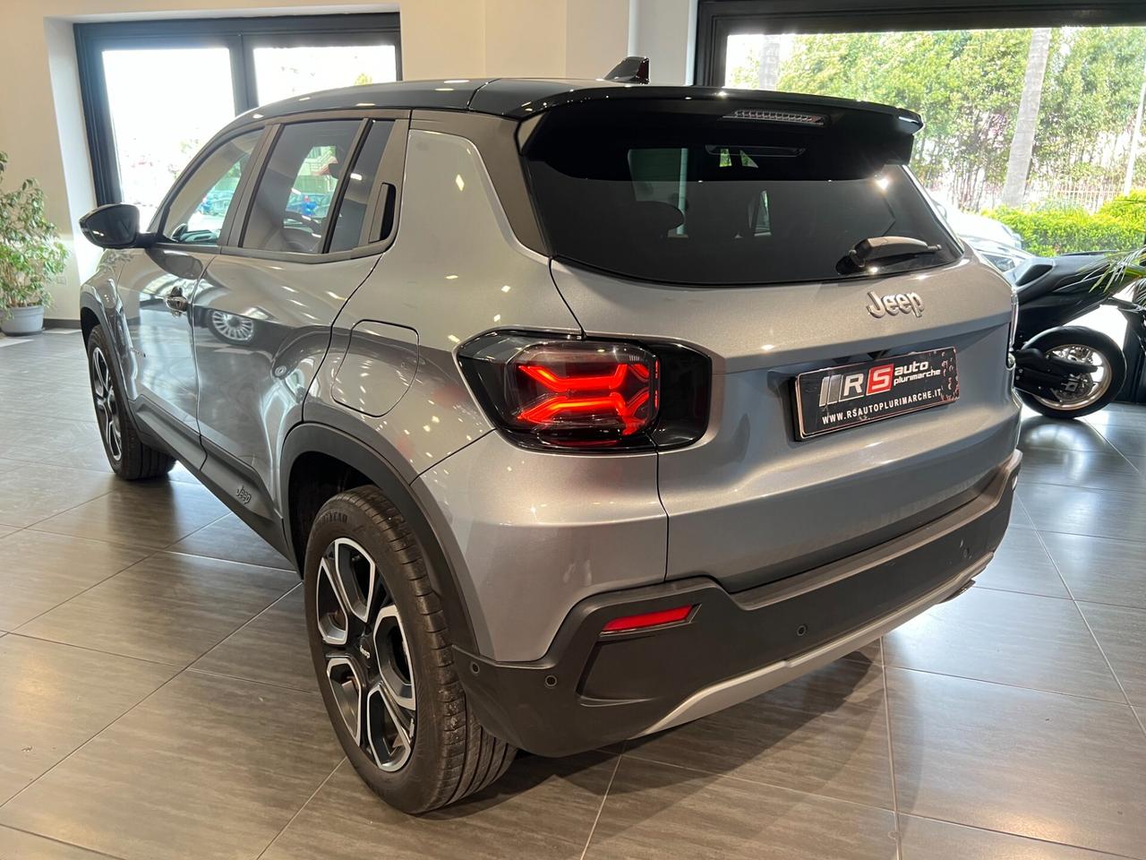 Jeep Avenger 1.2 Turbo 100 CV Summit
