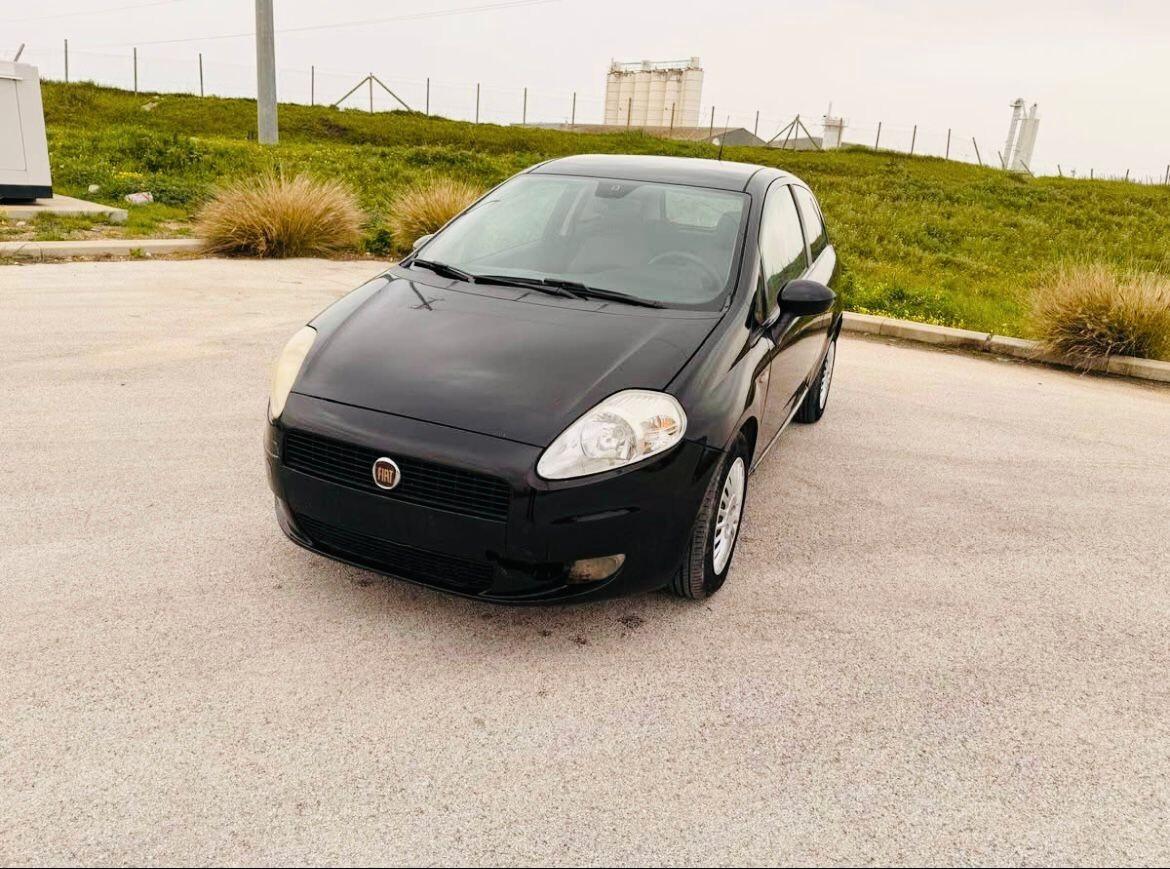 Fiat Grande Punto 1.3 MJT 75 CV 3 porte Active
