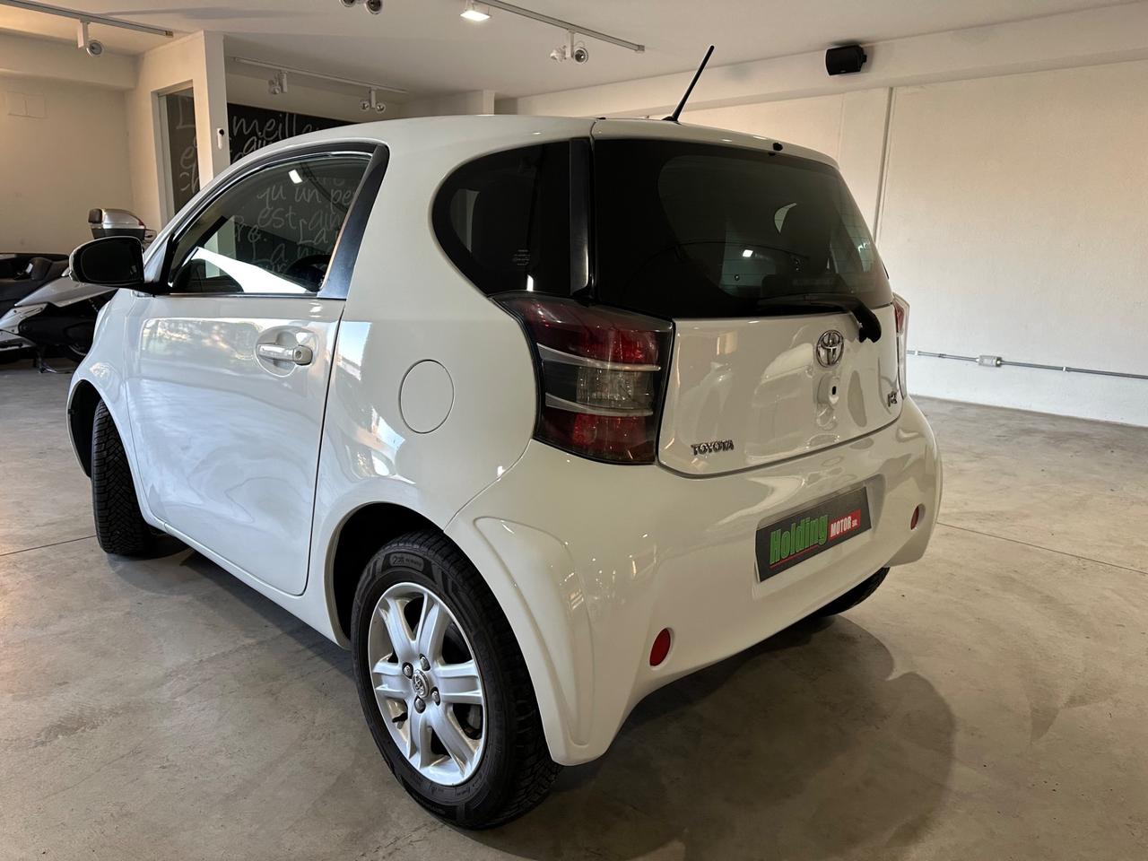 Toyota iQ 1.0 Sol