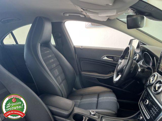 MERCEDES-BENZ CLA 200 d Automatic Sport - BERLINA -
