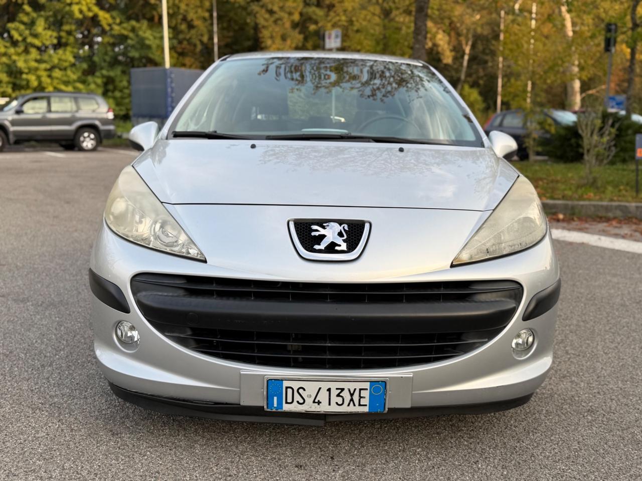 Peugeot 207 1.4 8V 75CV 5p. *Neopatentati*