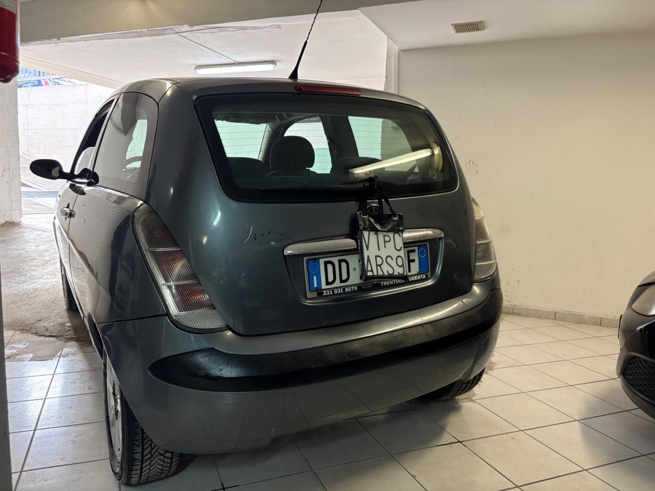 Lancia Ypsilon 1.3 MJT 75 CV Platino