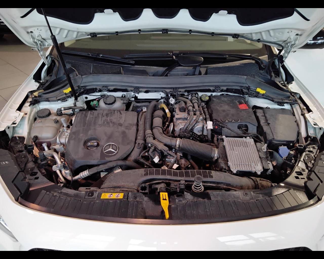 Mercedes-Benz GLA-H247 2023 - GLA 250 e phev Progressive Advanced Plus aut