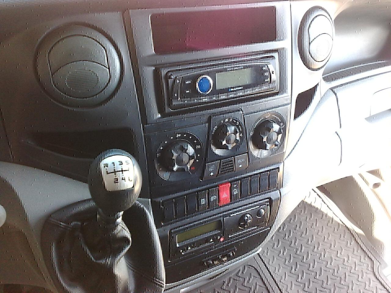 Iveco 65c18 3.0hpt CENTINATO CON SPONDA - 2009