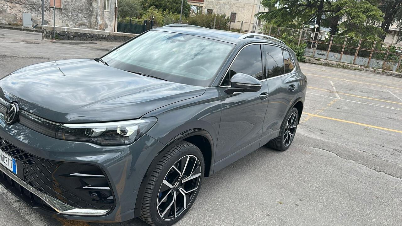 Volkswagen Tiguan 2.0 TDI 193 CV DSG 4MOTION R-Line
