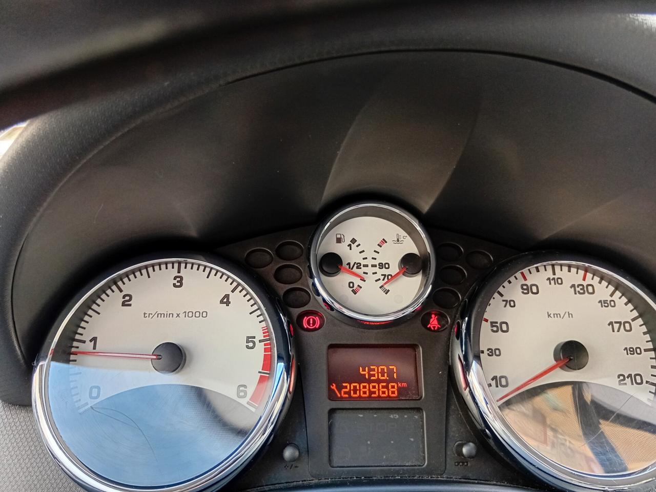 Peugeot 207 1.4 HDi Diesel Per Neopatentati