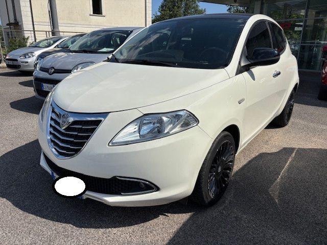 LANCIA Ypsilon 1.3 MJT 16V 95 Platinum TETTO APRIBILE perfetta