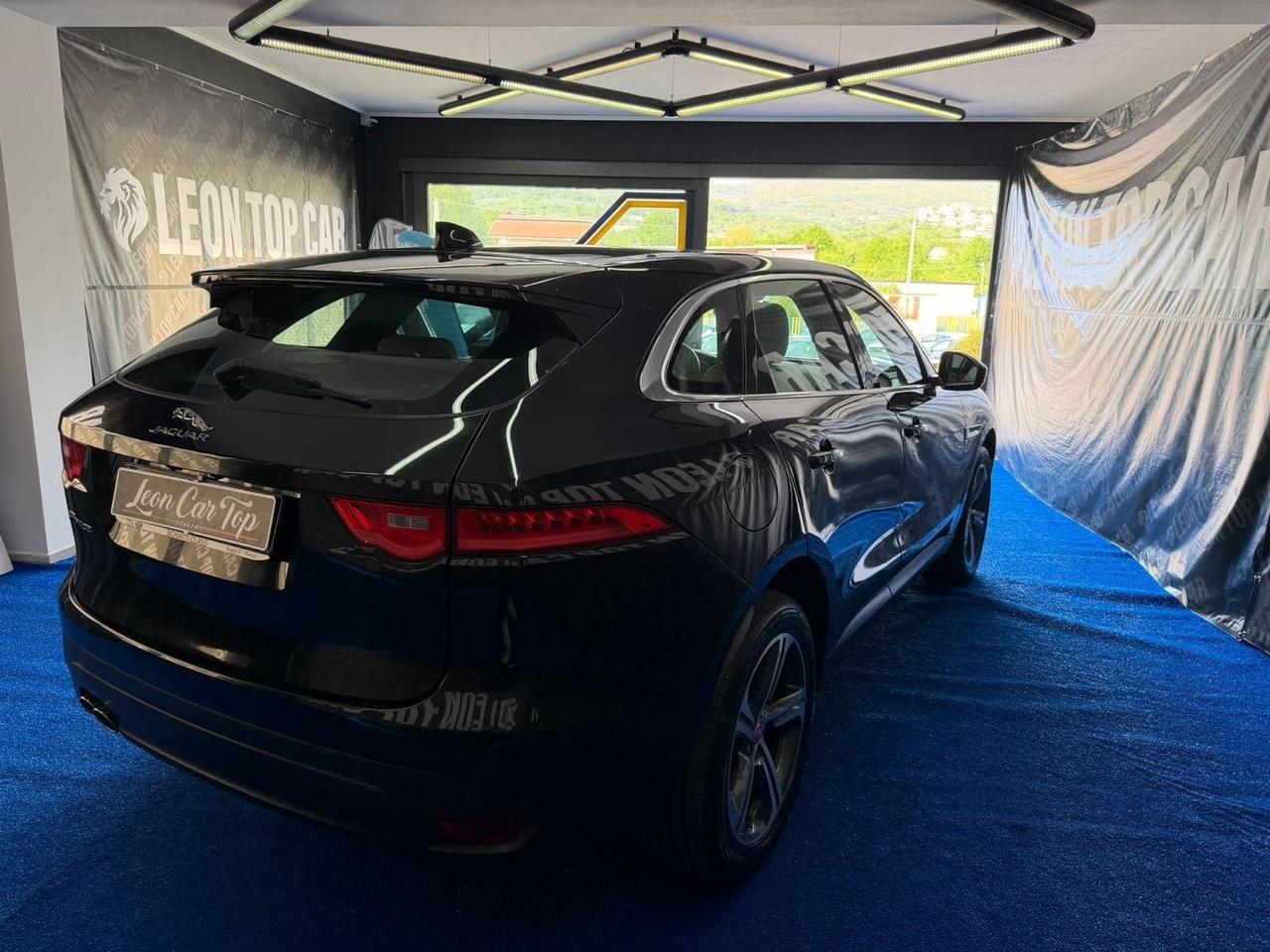 Jaguar F-Pace 2.0 D 180 CV AWD Portfolio permute e finanziamenti