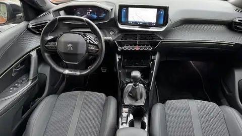 Peugeot 2008 PureTech 130 S&S EAT8 Allure