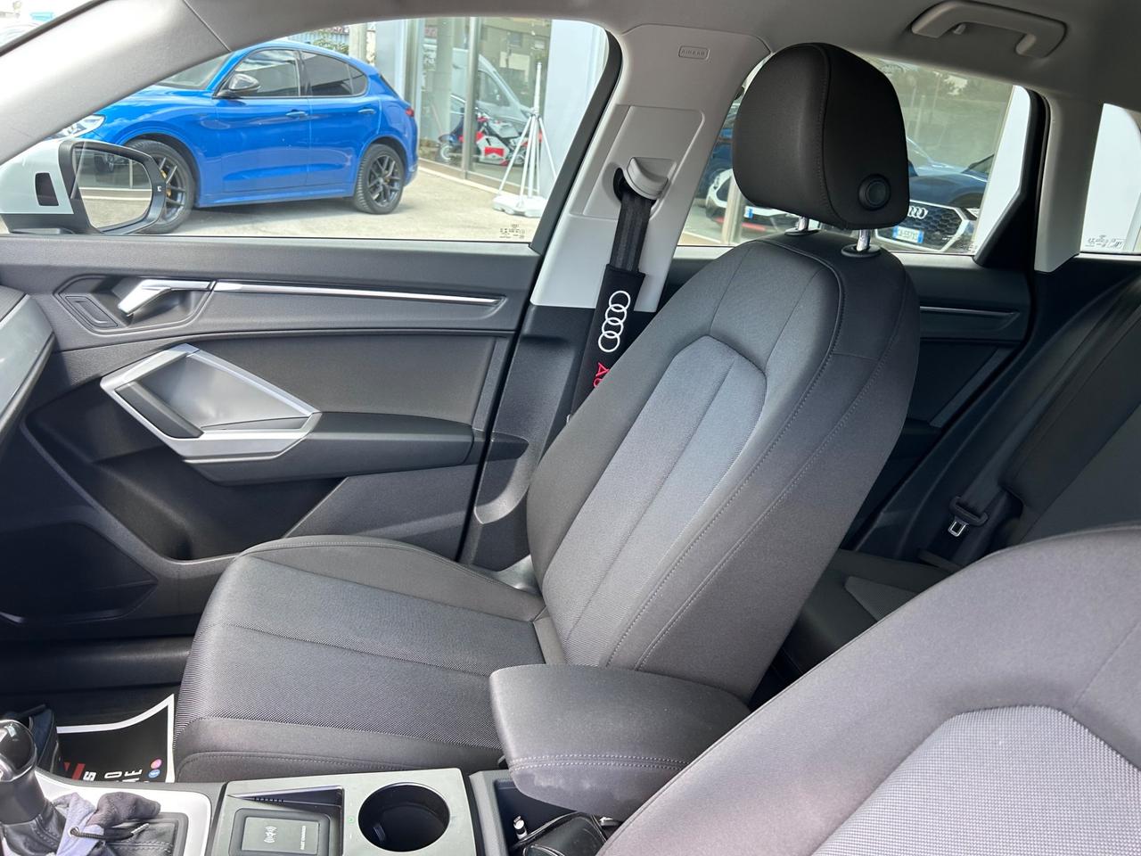 Audi Q3 35 TDI S tronic line edition