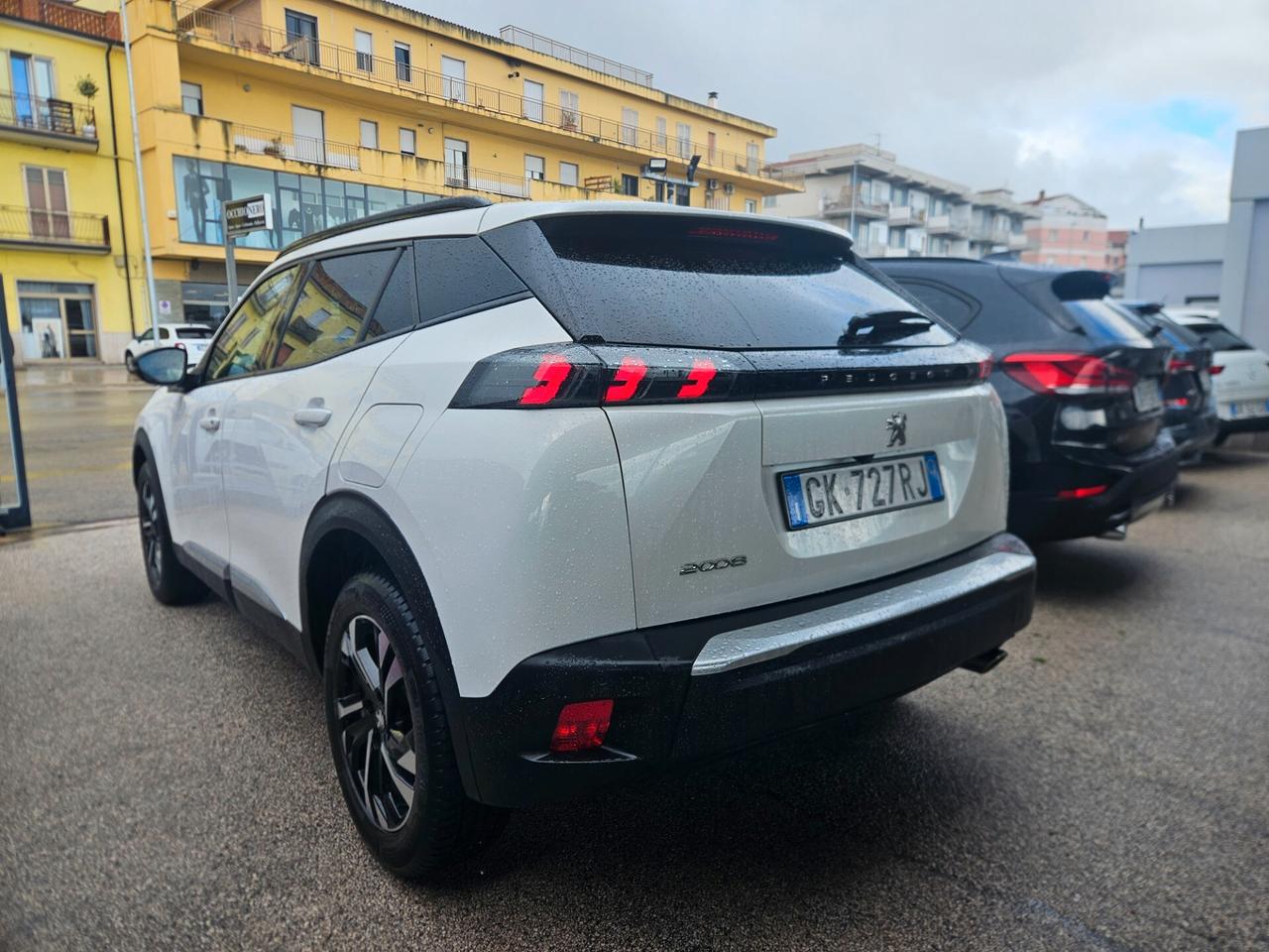 Peugeot 2008 BlueHDi 130 S&S EAT8 Allure Pack