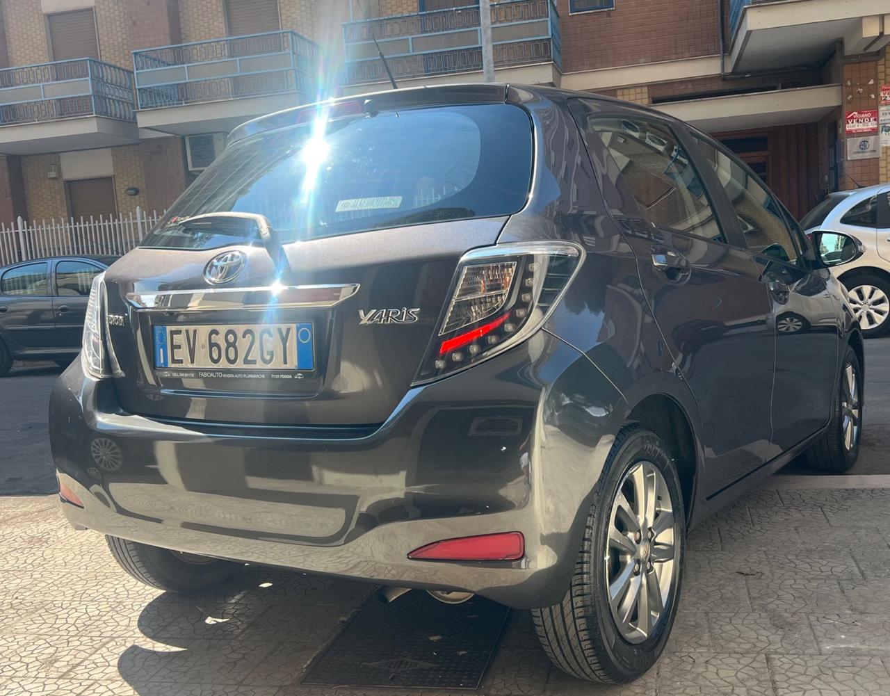 Toyota Yaris 1.0 5 porte style