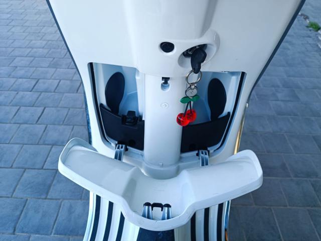 PIAGGIO Vespa 50 primavera Primavera