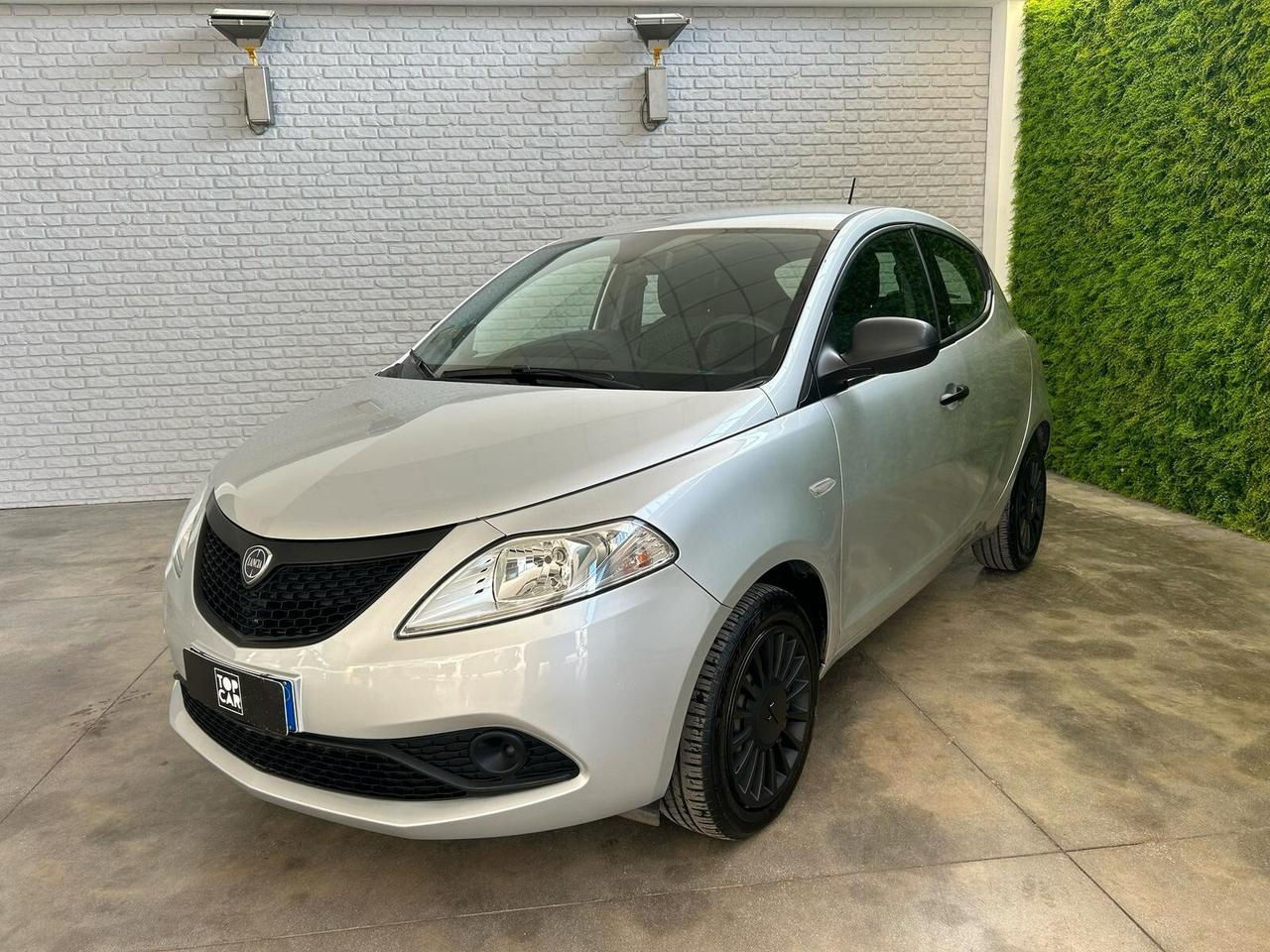 Lancia Ypsilon 1.0 FireFly 5 porte S&S Hybrid Maryne
