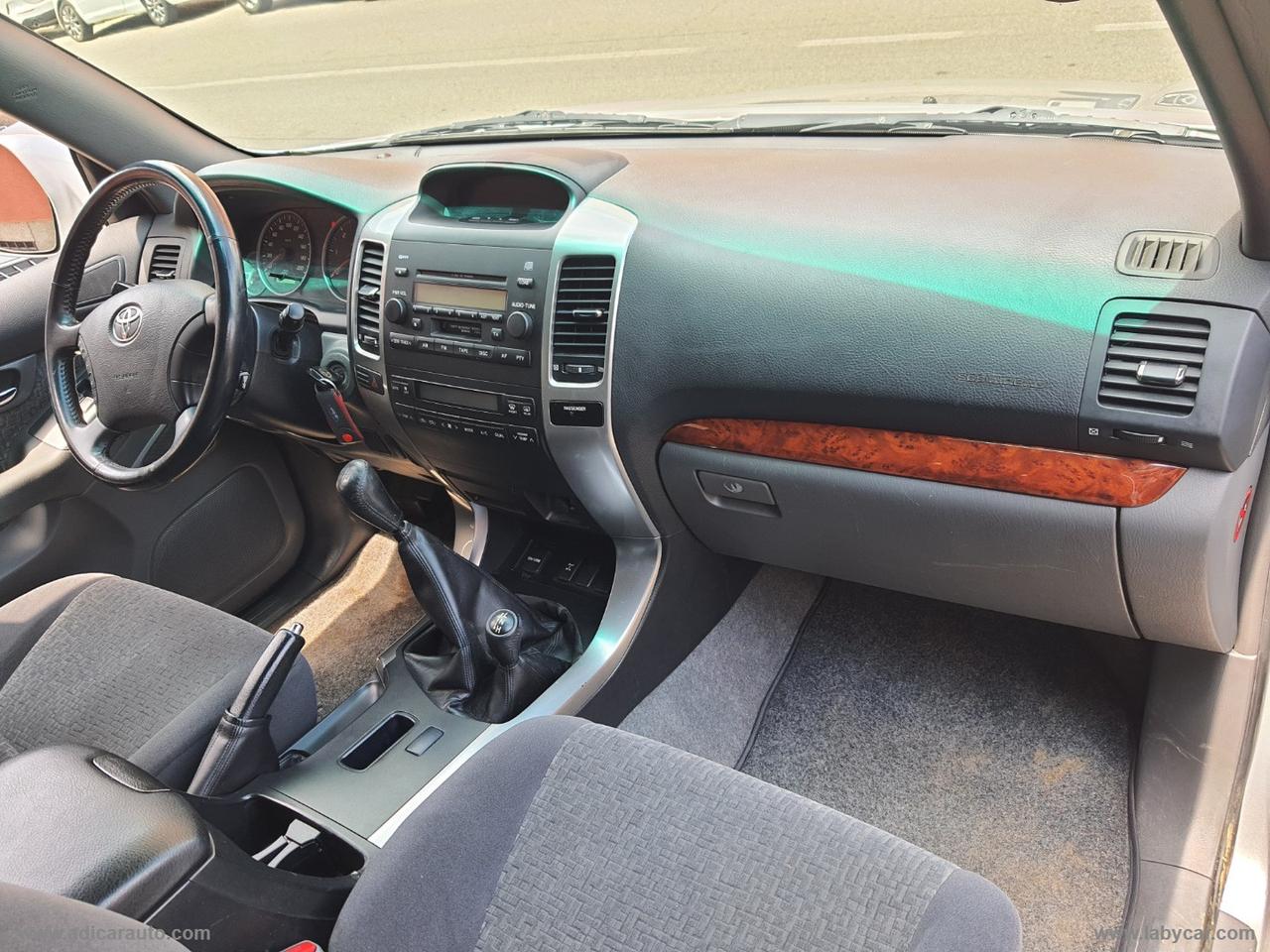 TOYOTA Land Cruiser 3.0 D-4D 16V 3p.