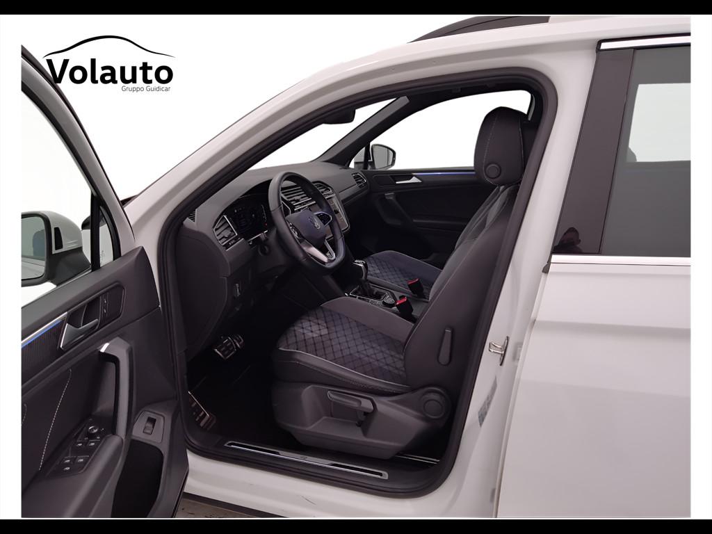 VOLKSWAGEN Tiguan II 2021 - Tiguan 2.0 tdi R-Line 4motion 150cv dsg