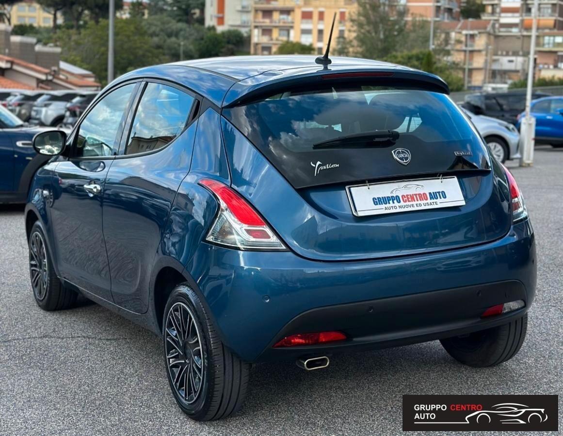 Lancia Ypsilon 1.0 FireFly Hybrid Gold-2023