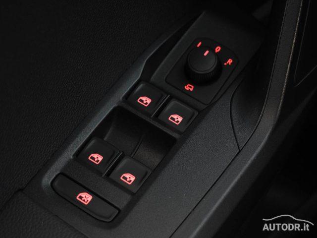 SEAT Arona 1.0 TGI Style Navi, Retrocamera, Sedili riscaldati