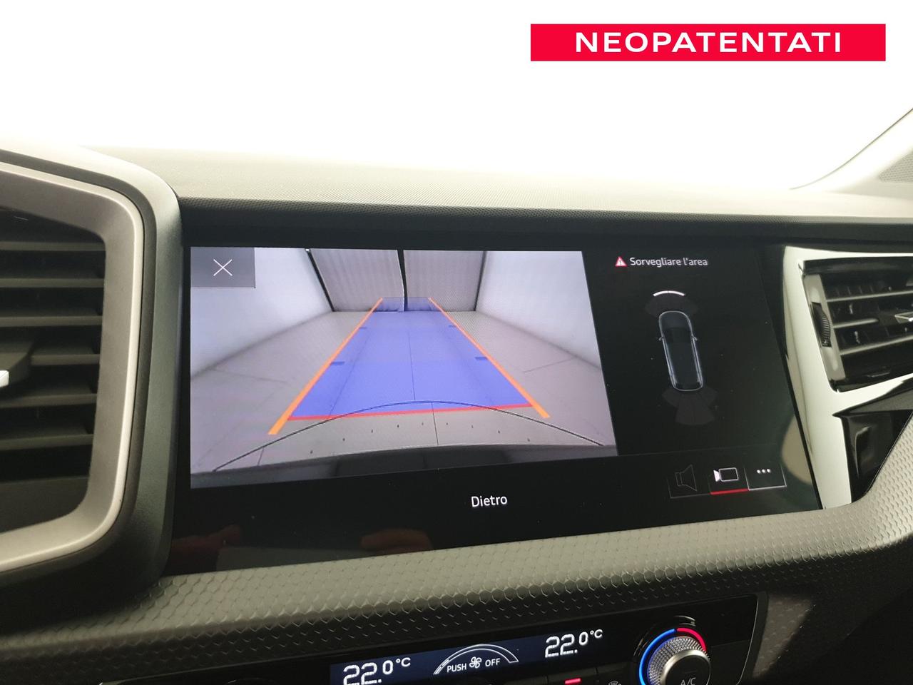 Allstreet 30TFSI 116CV S tronic Identity Contrast