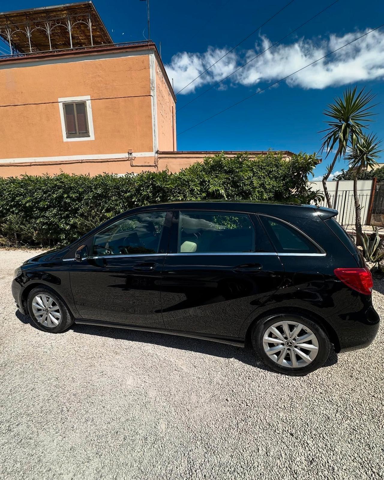 Mercedes-benz B 160 B 160 d Business Extra