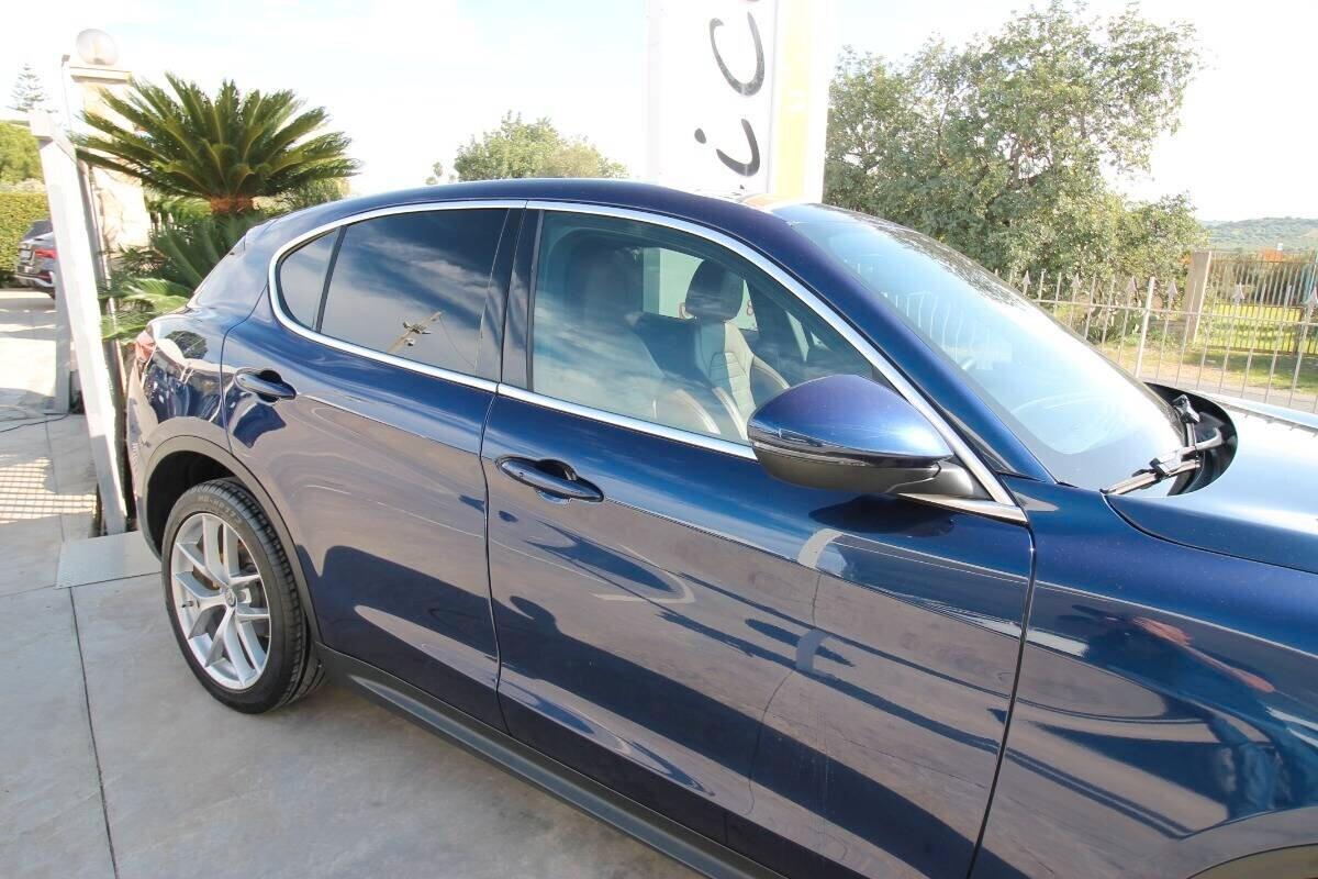 Alfa Romeo Stelvio 2.2 td 210 CV AT8 Q4 Executive