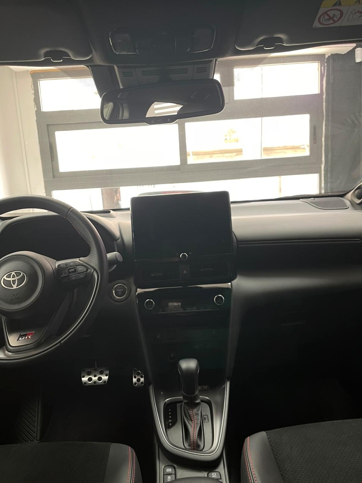 Toyota Yaris Cross 1.5 Hybrid 130 CV 5p. E-CVT GR SPORT