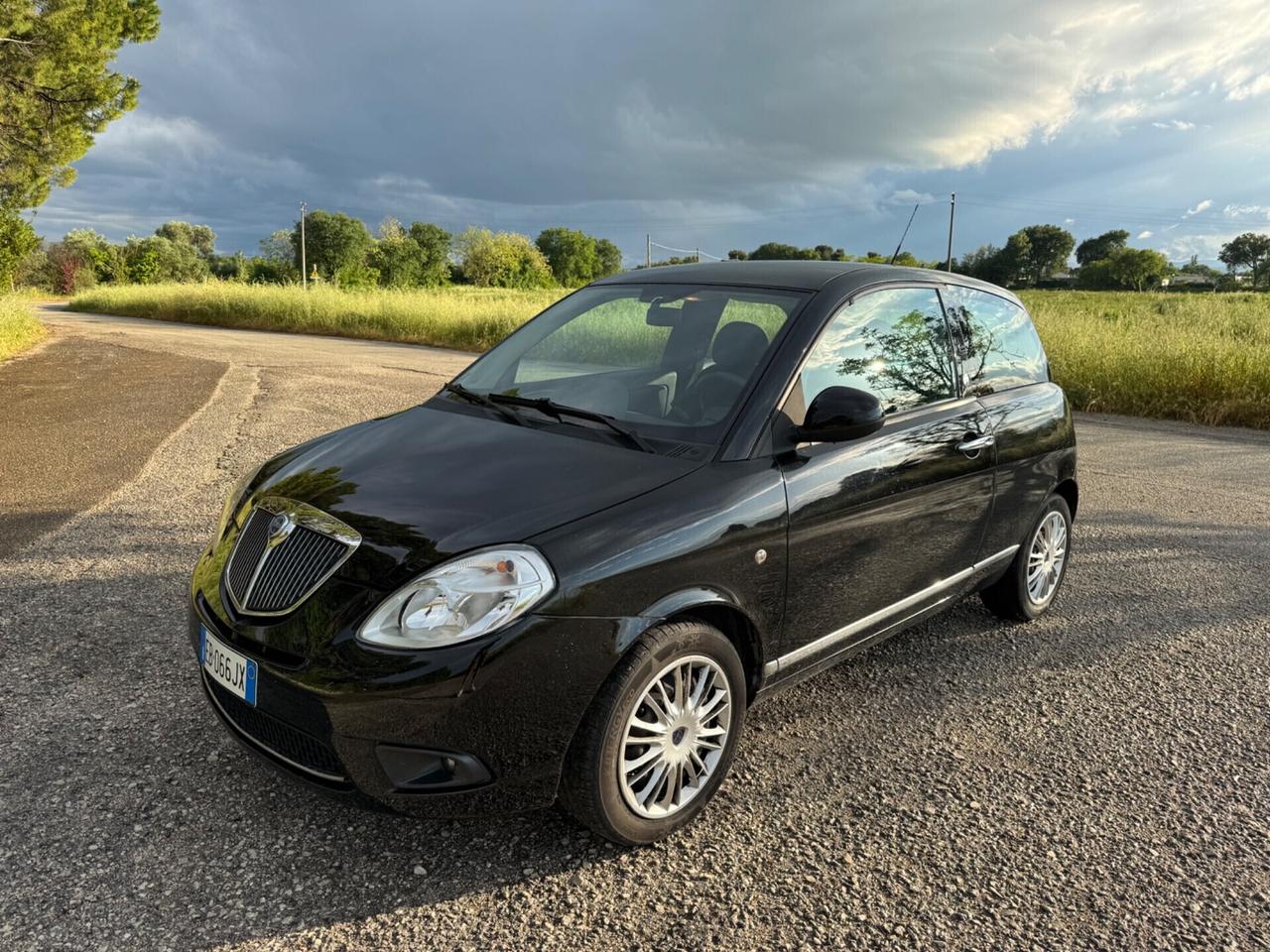 Lancia Ypsilon 1.4 Platino Ecochic GPL