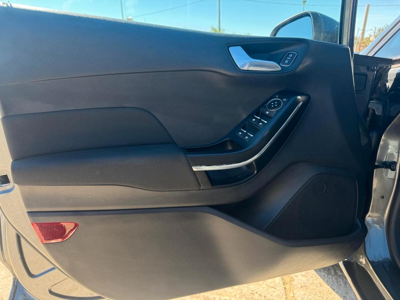 Ford Fiesta 1.5 TDCi 5 porte Titanium